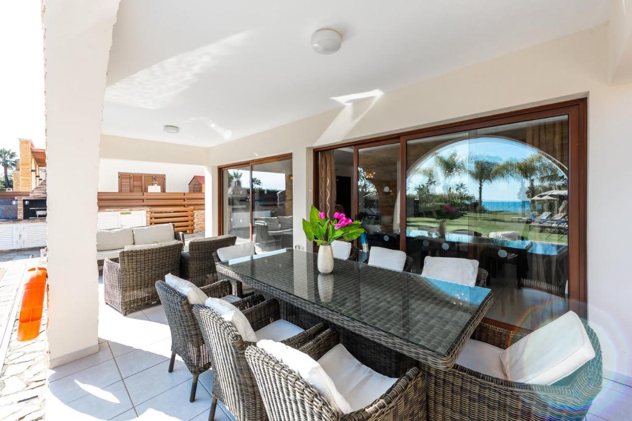 Sea Front Oceanus H2 By Ezoria Villas Αγία Νάπα Εξωτερικό φωτογραφία