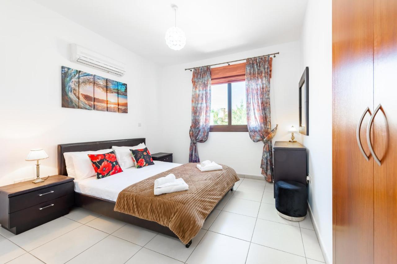 Sea Front Oceanus H2 By Ezoria Villas Αγία Νάπα Εξωτερικό φωτογραφία