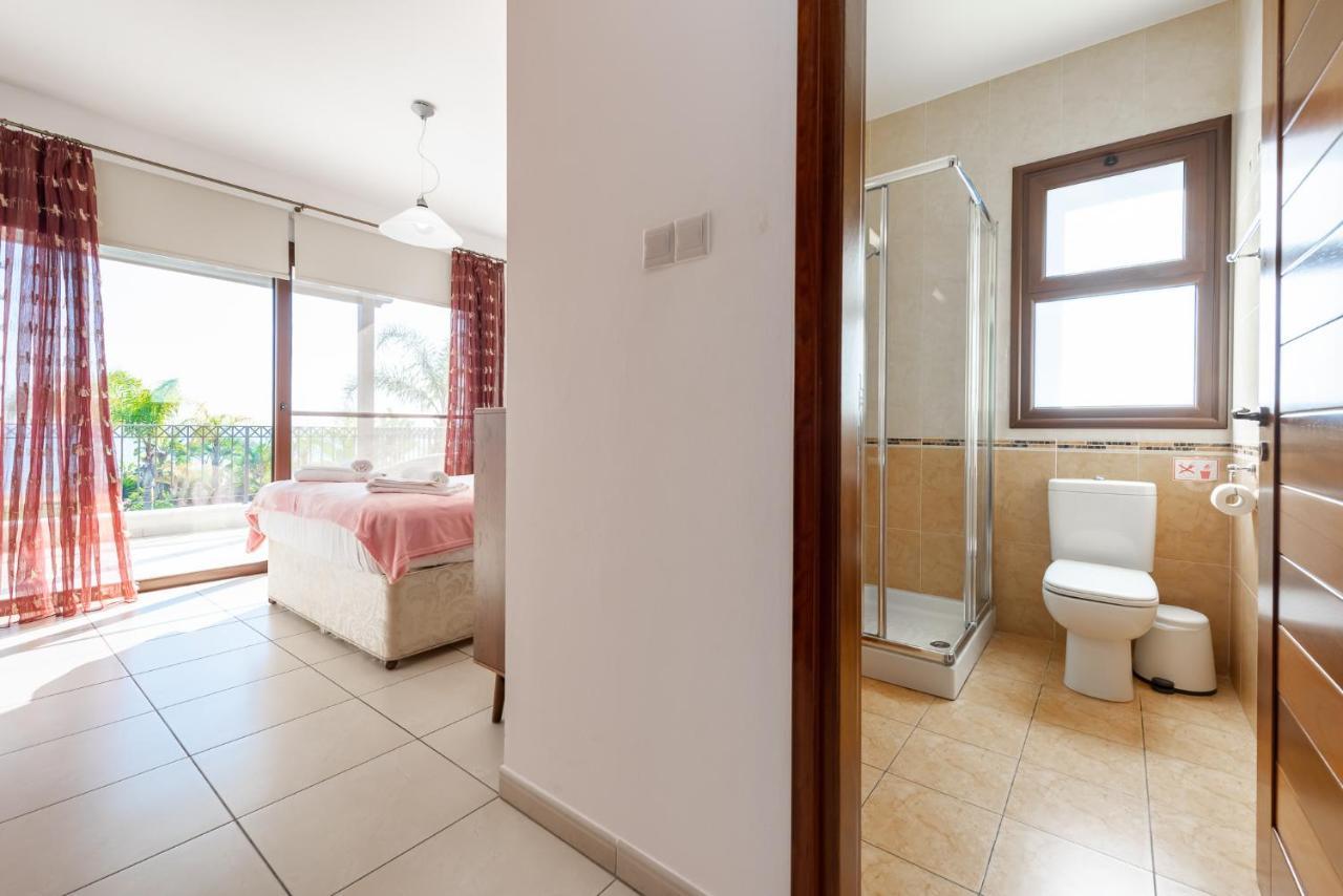 Sea Front Oceanus H2 By Ezoria Villas Αγία Νάπα Εξωτερικό φωτογραφία